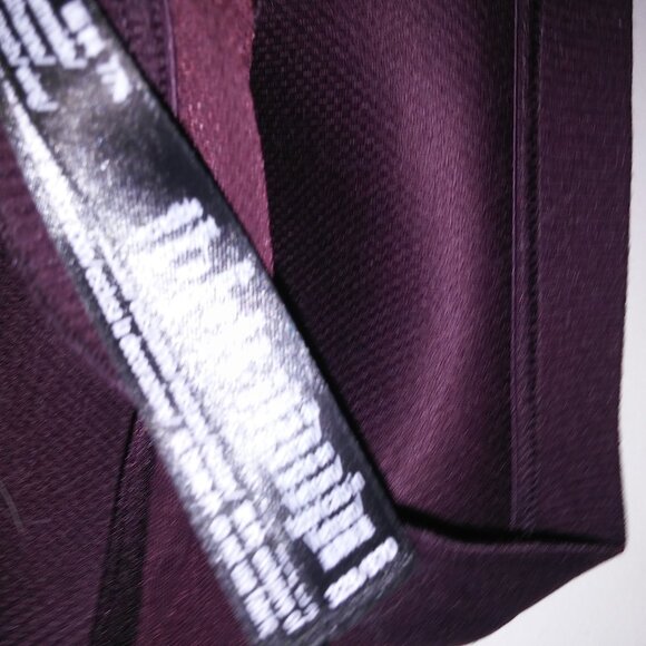 Victoria Secret Sports Bra 32B Incredible Lightweight Burgundy Solid Racerback - Picture 5 of 6